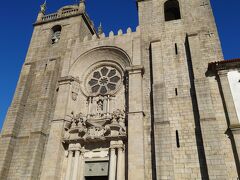 巡礼出発の場所ポルト大聖堂に戻ってきました
