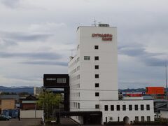 天気予報は午後から雨。雨が降り出す前に大館市内を観光しようと７時頃にホテルを出発。