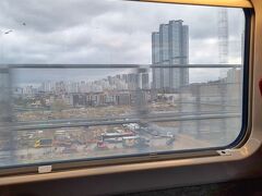 ソウルに戻って来ました。
1泊2日はあっという間だ~
ソウルとはまた違った雰囲気の全州、楽しかったです!