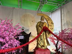 ペアで結ぶ赤い糸もたくさん！