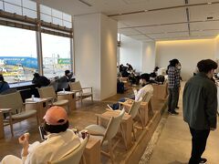 8:29

ただ、食事が出来そうなところは混んでおりましたので、制限エリア内でプライオリティパスで入ることができる「IASS SUPERIOR LOUNGE 希和 -NOA」いうラウンジで時間を潰すことにいたしました。

