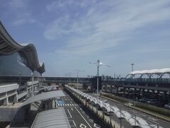 10:25　新千歳空港発
11:30　仙台空港着

1時間ほどで、到着。
仙台に来ると、わ～～～～
もう、初夏みたい～～
気持ちいい～～～。
海も近いし。
仙台、ただいま～～～