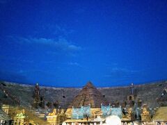 開演直前のマジックアワー
21時