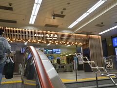 では、楽しい旅に出発！！
浅草駅もいつの間にかお洒落になりましたね。