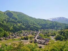 城山天守閣展望台からの眺め…

奥の冠雪した山は三方崩山、奥三方岳あたりでしょうか？知らんけど…