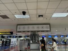 0時過ぎの便なのに19時過ぎにチェンマイ空港に来てしまいました。
暇すぎる。