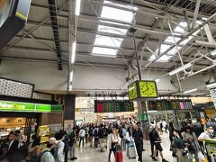 というわけで、上野駅からスタート☆
混んでますなー。