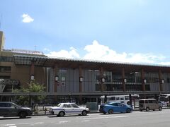 本日は、ＪＲ長野駅から。