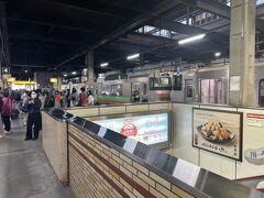 遅い朝食後にそのまま札幌駅から小樽に行きます。全部近くて便利。