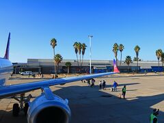 そうして到着しました、ナミビアのウィントフック国際空港。
ただ、首都の国際空港といっても、普通の地方空港のようです。
