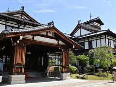  スタートは、前泊した奈良ホテル。マイカーで室生寺を目指すが、この時は室生川沿いの「吉野室生寺針線」が、かけ崩れで通行止めとの情報が。
