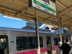 羽後本荘駅到着。酒田へ向かっていきます。