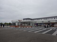 浜松サービスエリアで休憩。
最近のSA、PAはどこも綺麗で快適ですね~

足柄SA、清水PAと立ち寄りその都度バンを食べてます。
SAでの飲食も旅の楽しみの一つ(^^)