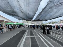 ●2024/04/28(日)

石垣島から黒島へ移動です。

ホテルから離島ターミナルまでタクシーで移動する予定だったんだけど、嫁がゆらてぃく市場でやっている「JAまつり」を覗きたい！と言うのでスーツケースを転がして移動します。

立ち寄ったけど地元の人向けなので観光客には無縁かな？