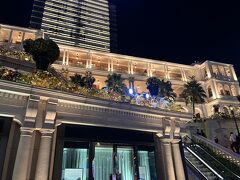 フェリーから降りたら、クリスマスのイルミネーションを見るために、1881ヘリテージに行ってみます。