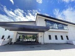 ホテルを10時30分に出発。昨日はハードな1日だったので、今日はのんびりスタートです。