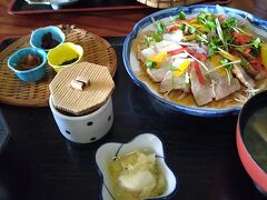 お昼は南伊豆町にあるおか田へ

初めて入りましたが、スタッフ皆さん
感じが良くて好印象です

