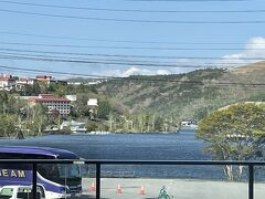 レストランからは白樺湖が見えました