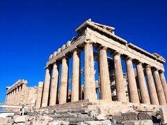 4/28【パルテノン神殿】
本日ひとりでアテネ終日観光
8：00に予約したアクロポリスへGO