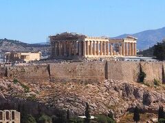 【フィロパポスの丘（Philopappos Hill）】
哲学者ソクラテスがいた刑務所があり、パルテノン神殿が見えるといことで上ってみる。

