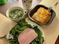5月10日（金）

朝ごはんはラザニア。
昨夜は洗濯がなかなか終わらずちょっと困った。

6:30チェックアウト。
この宿も鍵を部屋に置いて出るだけ。
バスルームが部屋と別なのは不便だったけど立地も接客も良くいい宿だった。