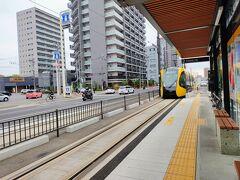 富山にあったのとかなり似ている気がする宇都宮ライトレール＝LRT（その時の旅行記は、こちら→https://4travel.jp/travelogue/10774132）
きました来ました！
乗りたい（えきねっとで予約した）新幹線、めっちゃギリギリでちょっと焦ってます笑　バスと違って時間通りなのもいいですね。
