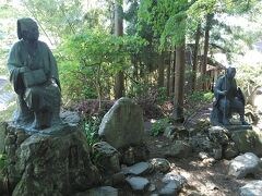 立石寺 芭蕉と曽良の像