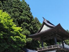 宝珠山立石寺