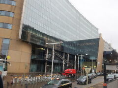 ベルギー2日目。
本日も雨が降ってます。。
今日の最初の目的地は、バスで一時間程だそうです。

今朝のアニメで『フランダースの犬』やったら最高なんだけど…と思い観ていましたが。。
そこまで上手くは運びませんでした。