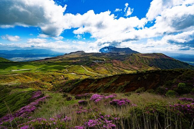 中岳、高岳方面<br />青空が広がってきました。