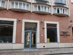 ホテルです。
町の中心にあり、便利でした。