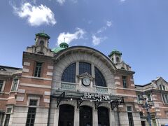 旧ソウル駅舎
東京駅のミニバージョンみたい。
駅舎前は工事中、次回来た時は終わってるかな？