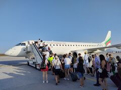 今日は移動日
アテネ国際空港からソフィア国際空港へ
はじめてのブルガリア航空
サービス良かった