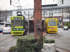 これから、在来線で滋賀まで行くのに、何か食べてから行こうと思い、
路面電車で岡山駅に戻ってきました
