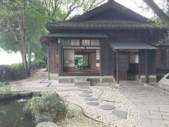 小白宮 (前清淡水關税務司官邸)
