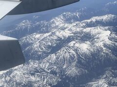 気がつくともう日本上空

眼下には立山連峰から北アルプスの山並み