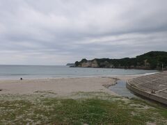 鵜原海水浴場に出ました。