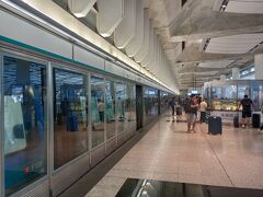 香港空港駅のエアポートエキスプレス駅。空港内にあるので便利です。