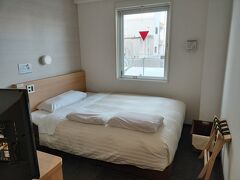 高松での宿泊は、田町商店街にある「スーパーホテル高松　田町」。

食事や買い物に便利な立地。
歩いて行けるうどん店も多数。