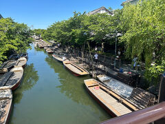 その後その日最初の客として受付をして、第1便が出航するまで30分ほど待ちました。