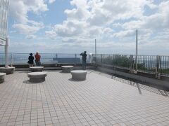 眉山展望台．　標高290m．