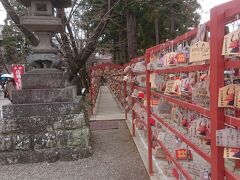 博物館の後は、上田城跡の本丸跡、櫓門の近くに真田神社という神社があるのでお詣りしました。