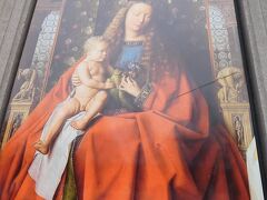 本日のメインイベント、この看板？が目印。グルーニング美術館