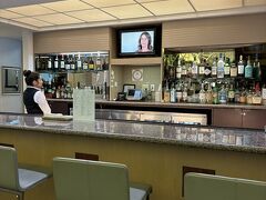 楽しいLA・サンディエゴも終わり、日本に向かいます。
オレンジカウンティ空港からサンフランシスコ軽油でシアトルに向かいます。
United Clubラウンジで朝食を頂きました。