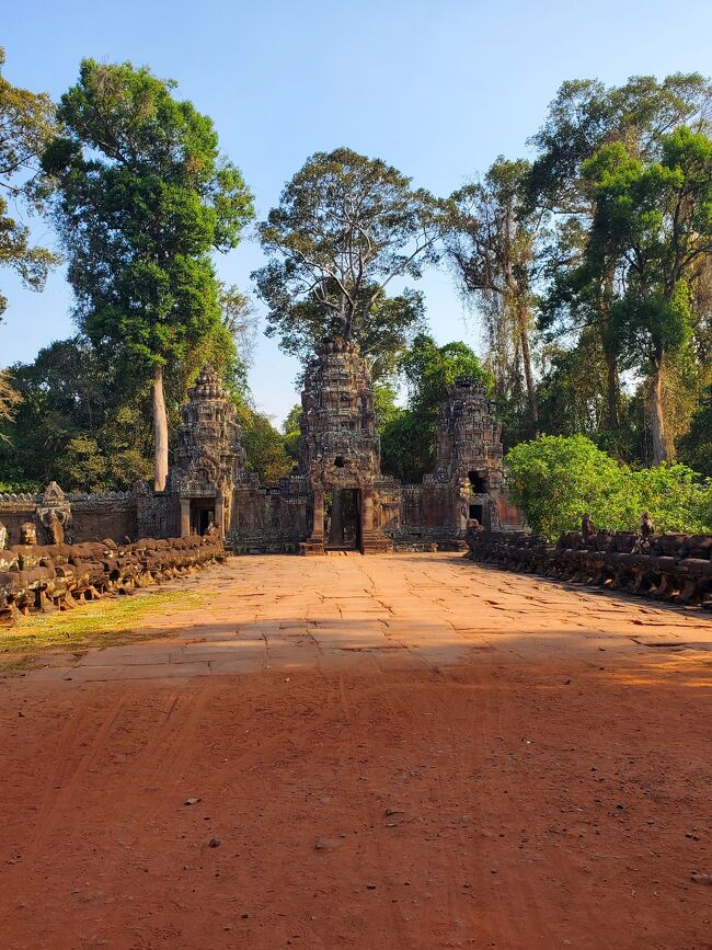 プリア・カンという名前は「聖なる剣」を意味。<br />王がチャンパ軍との戦いに勝利したことを記念して、<br />王の父の菩提寺として建てられそう。<br /><br />