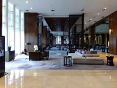 次のホテルはインターコンチネンタル ハノイ ランドマーク72。