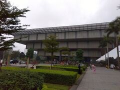 ホテルから徒歩10分くらいのハノイ博物館に行ってみました。