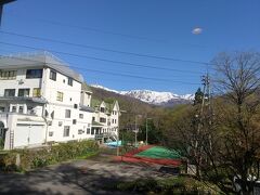 白馬八方スキー旅行２日目！

ホテルの部屋からの風景です！
晴天ですね～(⌒∇⌒)