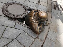 マンホールおじさん