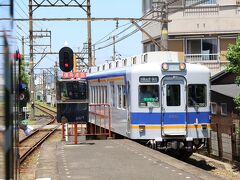 途中の中松江にて、列車交換。。